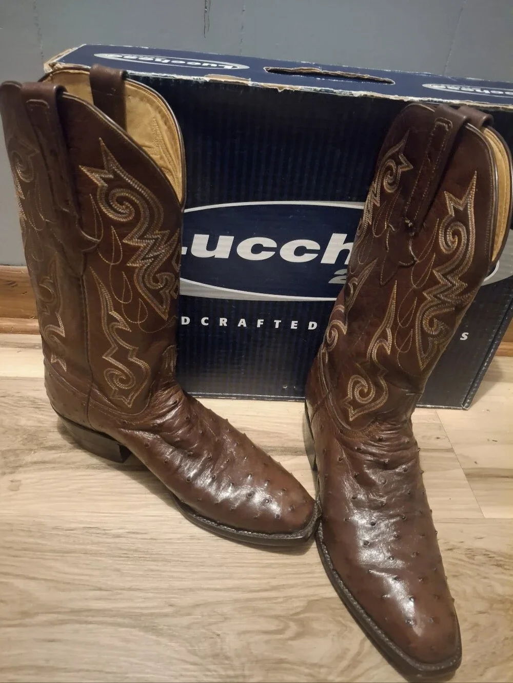 Ostrich Lucchese Plain Toe Boots 8.5 Mens. Matching Belt 40in